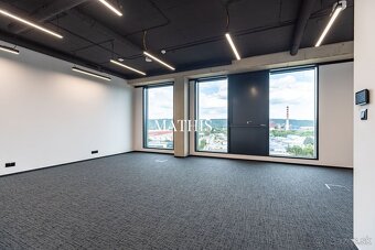 MATHIS. Realitná kancelária Vám ponúka na prenájom kancelárs