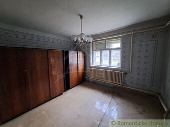 Ponúkame na predaj rodinný dom v pôvodnom stave v obci Lúčni