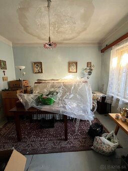 Ponúkame Vám na predaj starší rodinný dom vo vyhľadávanej ob