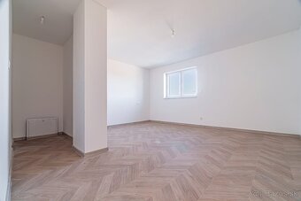 Vychutnajte si moderné a komfortné bývanie s jedinečnou atmo