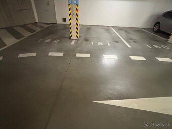 2-izbový byt; 62m2 + balkon 2,5m2 Ulica: Jarabinková Obec: B