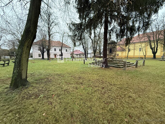 F005-14-KANAa 
Na predaj stavebný pozemok v obci Vyškovce na