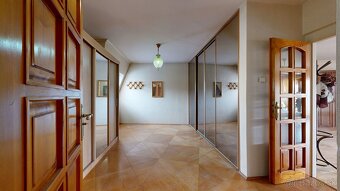 CASMAR realitná kancelária exkluzívne ponúka na predaj mimor
