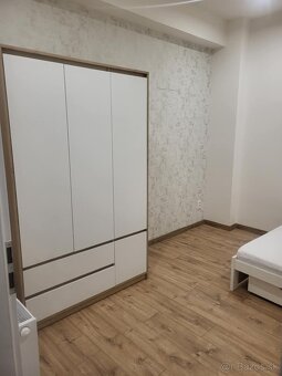 Ponúkame Vám na prenájom pekný priestranný byt v centre. mes