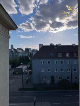 SHARK REAL vám ponúka na prenájom priestranný 3-izbový byt n