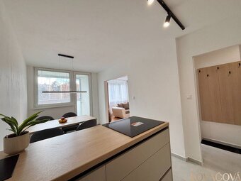 Ponúkame na prenájom 3 izbový byt o výmere 61 m² na prízemí 