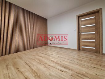 Predáme moderný rodinný 5-izbový slnečný dom s rovnou strech