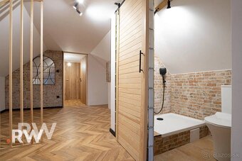 REWIN reality Vám ponúka na predaj krásny, zrekonštruovaný r