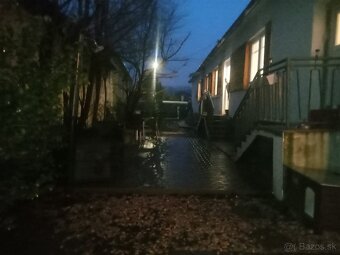 Predám 4izbovy Rodinný dom. Rozloha domu 110m2 + 25m2 pivnic