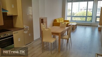 S výhradným súhlasom a poverením majiteľa ponúkam :
2-izbový