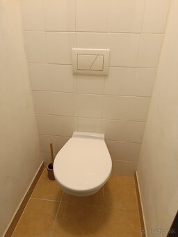 PONUKAME NA PRENÁJOM 2-izbový byt po rekonštrukcii na ulici 