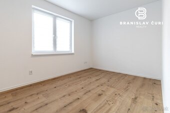 Na prenájom moderný rodinný dom – novostavba s príjemnou záh