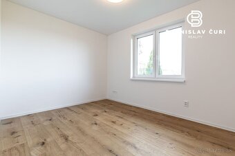 Na prenájom moderný rodinný dom – novostavba s príjemnou záh