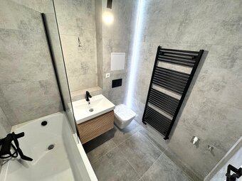 Predaj 2 izbového apartmánu, ktorý je situovaný priamo v cen