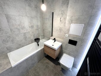 Predaj 2 izbového apartmánu, ktorý je situovaný priamo v cen