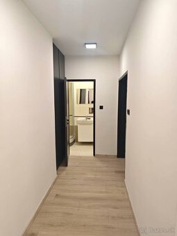 Ponúkame na prenájom čerstvo zrekonštruovaný 2-izb. byt v po