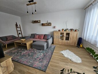 Spoločnosť AUTOREALITY v zastúpení Ivana Kotrča (i.kotrc@aut