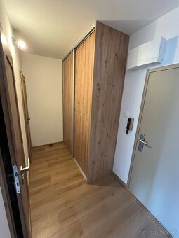 Ponúkam na prenájom krásny, kompletne zrekonštruovaný 1-izbo
