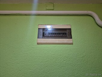 Na predaj ponúkame príjemný a svetlý 3 izbový tehlový byt po