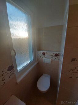 Ponúkam na predaj praktický 1-izbový byt s balkónom v obľúbe