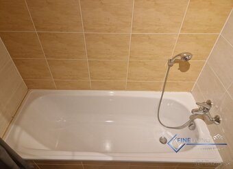 + NÁJDETE LEN U NÁS + Špecialista na reality RK FineLiving M