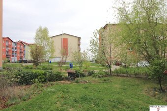 Ponúkame na predaj 1-izbový byt v Pezinku na Hroznovej ul. v