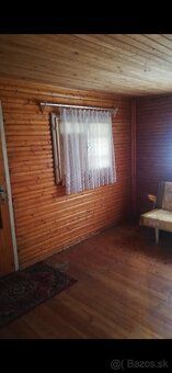 Ponúkame na predaj vinicu s murovanou chatou o celkovej výme