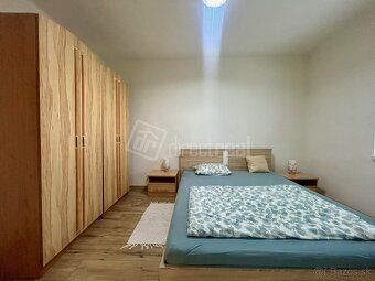 Na prenájom rekonštruovaný a zariadený 2-izb. rodinný dom s 