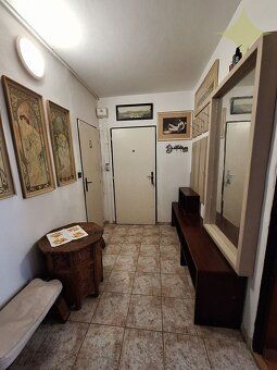 Ponúkame na predaj 3,5 izbový byt o rozlohe 74,74 m2 v meste
