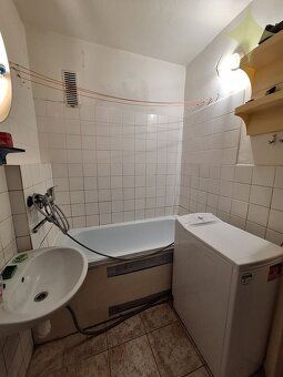 Ponúkame na predaj 3,5 izbový byt o rozlohe 74,74 m2 v meste