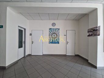 Ponúkame na prenájom reprezentatívne kancelárske priestory v
