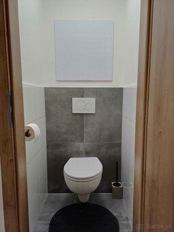 Centrum Real exkluzívne ponúka na predaj zariadený 2-izbový 