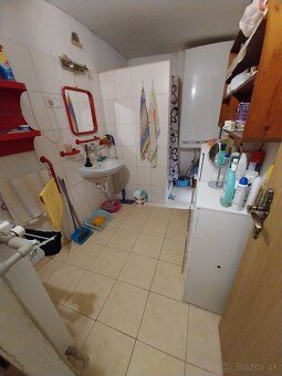 Ponúkame na predaj rodinný dom v obci Ladzany, dom disponuje
