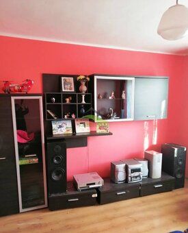 REALITY HOUSE Vám ponúka so súhlasom majiteľa :
Na predaj Ro