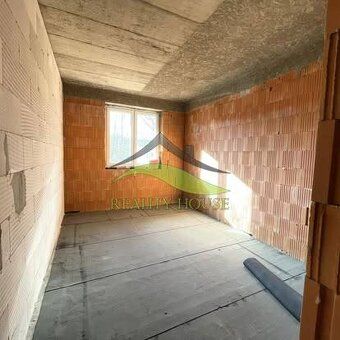 REALITY HOUSE Vám ponúka na PREDAJ:
Lukratívne 2 izbové Apar
