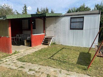 Na predaj udiržiavaná záhrada o výmere cca 400m²2 s maringot