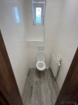 Dvoj-kancelária prízemie - 20,4m2 dokopy (jedna miestnosť 12