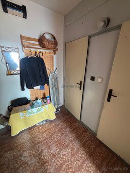 Ponúkame na predaj 1-izbový byt o výmere 38 m² nachádzajúci 