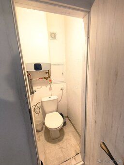 MODERNÝ A ÚTULNÝ 2-IZBOVÝ BYT PO REKONŠTRUKCII – VAŠE NOVÉ B