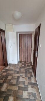 Ponúkame priestranný 2-izbový byt (51,70 m²) v širšom centre