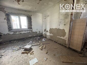 ID:3838 Ponúkame na predaj priestranný rodinný dom v obci La