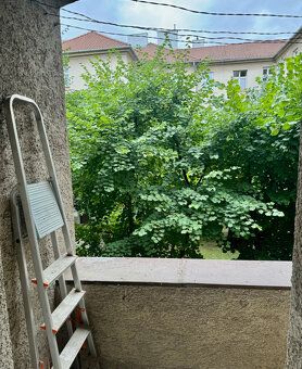 Popis • 2izbový byt po rekonštrukcii • úžitk. plocha 50m2 • 