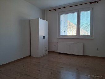 Dobrý deň, dam do prenájmu 3 izbový byt po rekonštrukcii v l