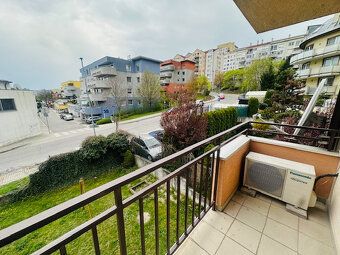 Popis • 4izbový byt pri lesoparku • úžitk. plocha 115 m2 • b