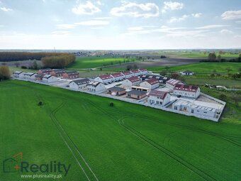 Realitná kancelária PLUS REALITY Vám ponúka na predaj skolau