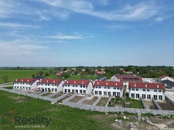 Realitná kancelária PLUS REALITY Vám ponúka na predaj skolau
