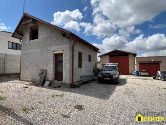 NA PREDAJ: Rodinný dom s rozľahlým pozemkom /cca 3000 m²/ a 
