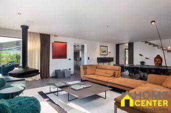 Realitná kancelária HOMECENTER Vám ponúka výnimočnú luxusnú 
