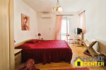 Realitná kancelária HOME CENTER Vám ponúka túto krásnu vilu 