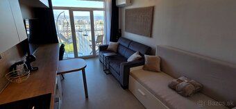 21 m² + 3 m² loggia | 10/12 posch. | Kysucká, Košice – Teras